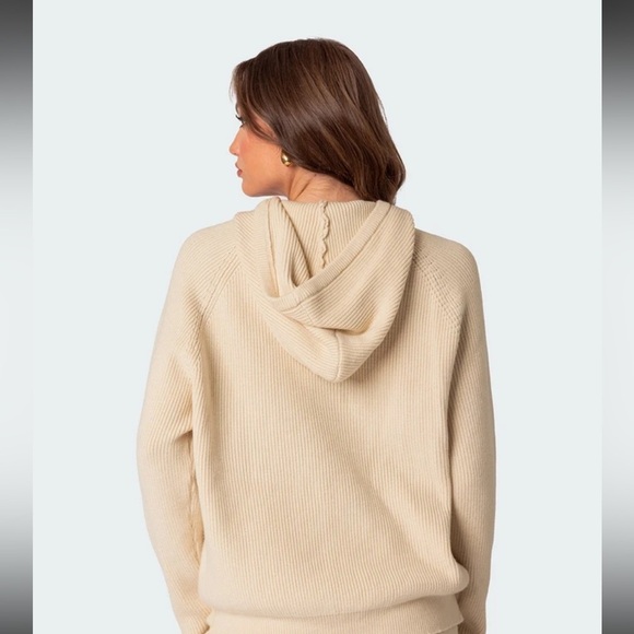 NWT 
EDIKTED KNIT HOODIE - Picture 3 of 6